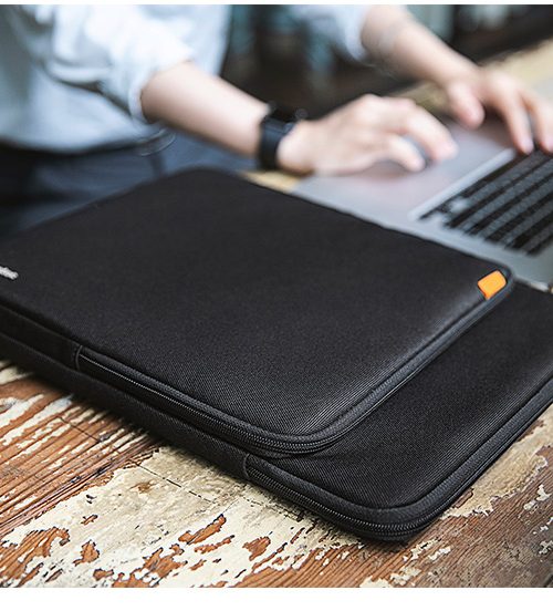 Túi Tomtoc (USA) 360° Protection Premium Macbook Pro/Air 15'' New - Black (H13-E01D/ H13-E02D)    