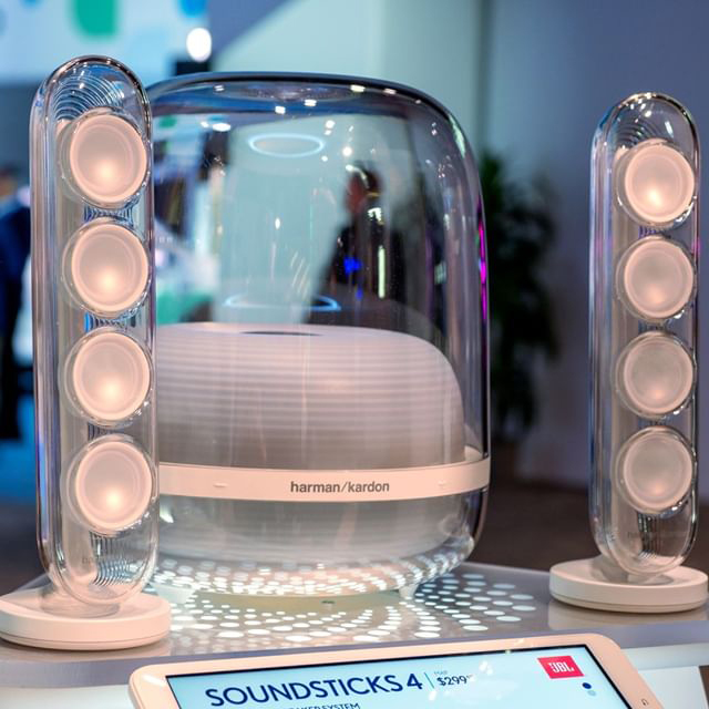 harman kardon soundsticks iv
